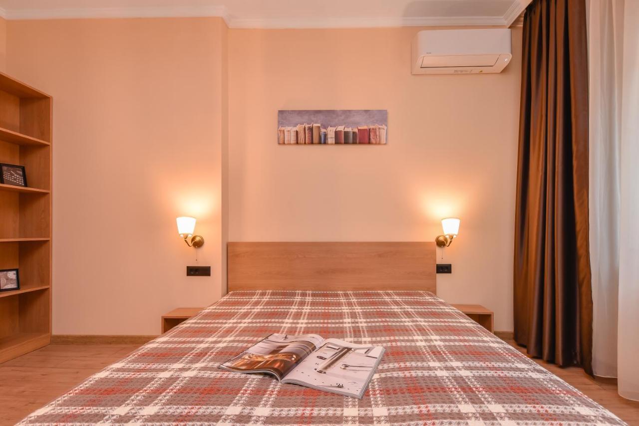 Sofia Dream Apartment - The Library - 3-Bdr, 2-Bthr By Flat Mаnager Buitenkant foto
